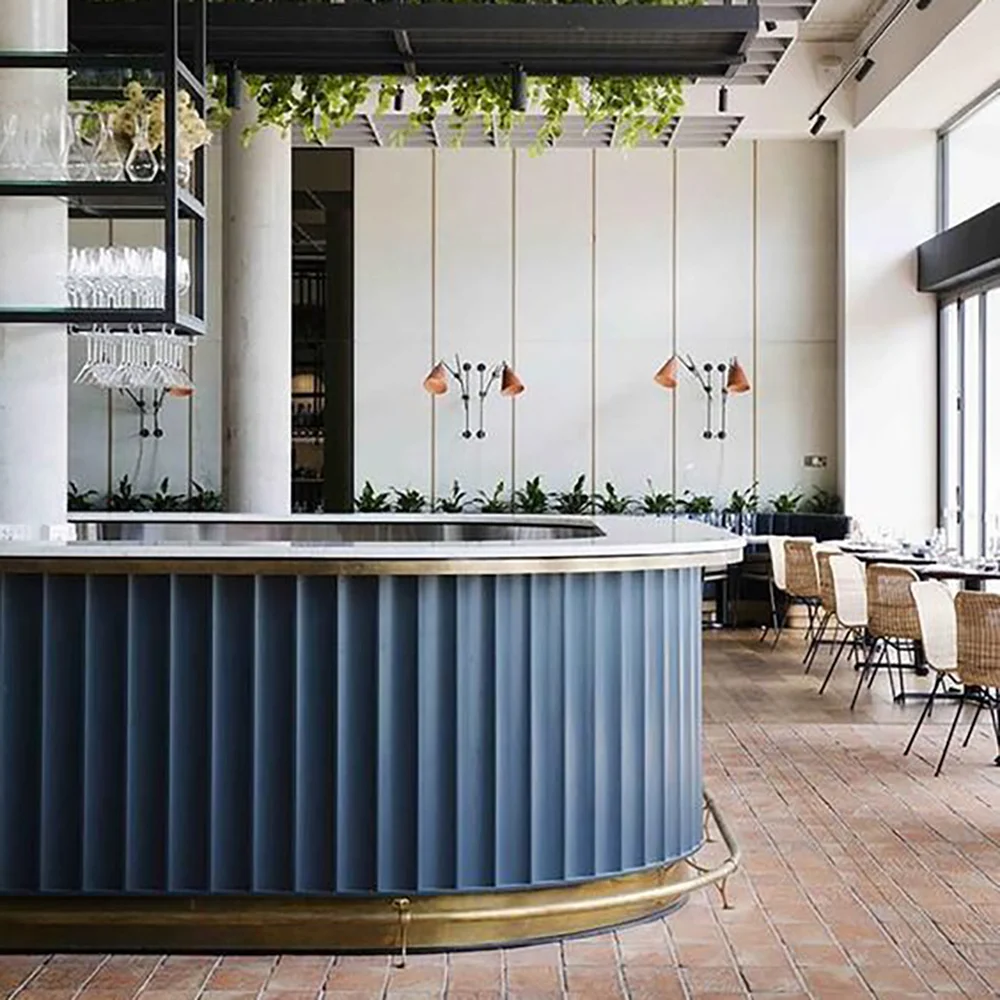 quầy cafe màu anh navy mặt đá
