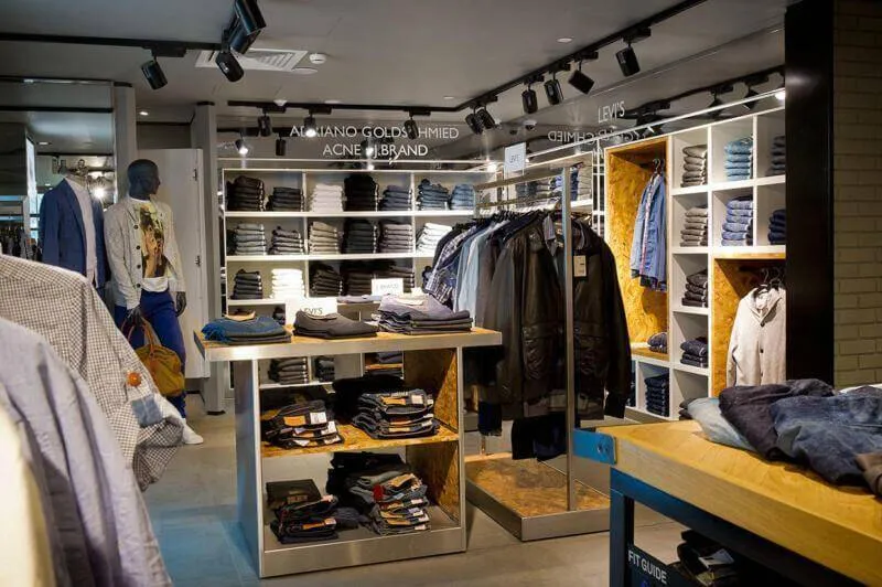 Mẫu bố trí không gian thiết kế nội thất shop thời trang