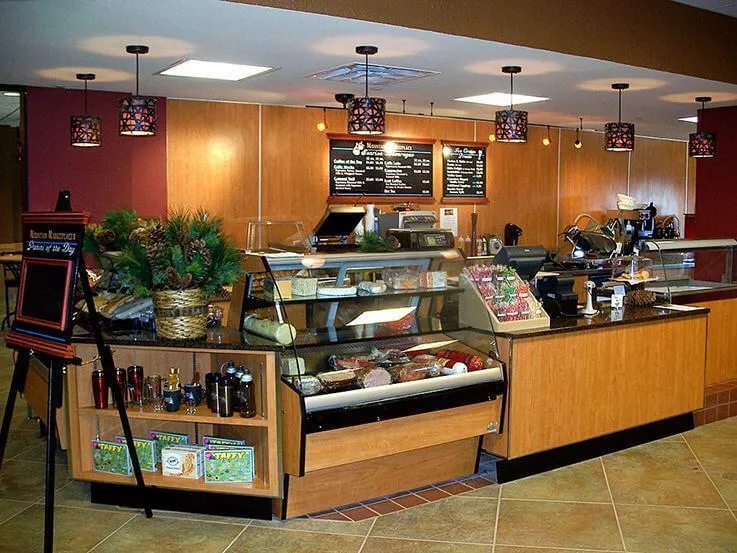 thiet-ke-quay-cafe-02