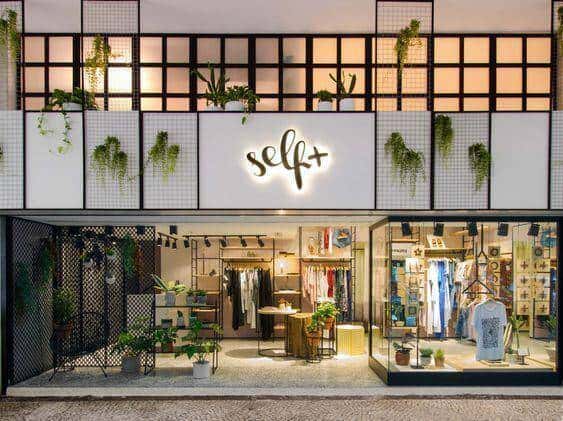 Thiết kế nội thất cửa hàng quần áo