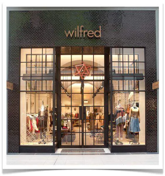 Thiết kế nội thất cửa hàng quần áo