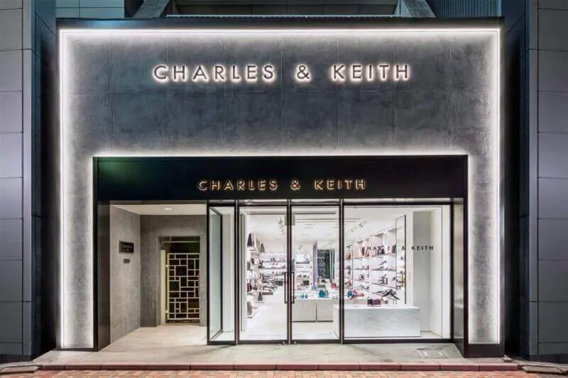 Thiết kế thi công shop thời trang trọn gói với mặt tiền đẹp, thu hút, ấn tượng Thiết kế thi công shop thời trang trọn gói với mặt tiền đẹp, thu hút, ấn tượng