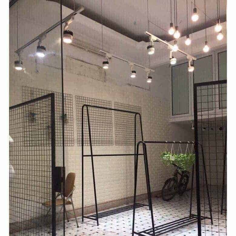 Trang trí lối vào cho thiết kế thi công shop thời trang