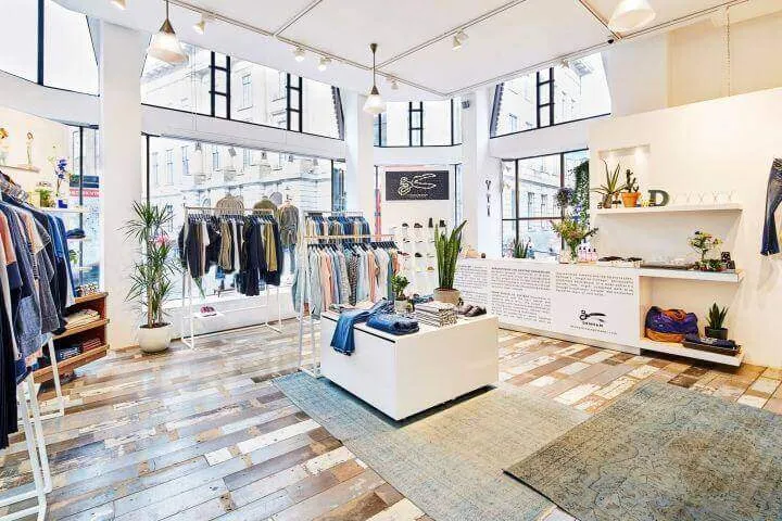 Thiết kế cửa hàng bán quần áo