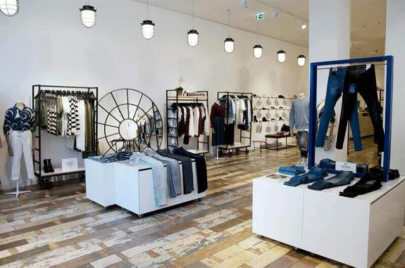 Thiết kế cửa hàng bán quần áo