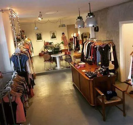 Thiết kế cửa hàng bán quần áo