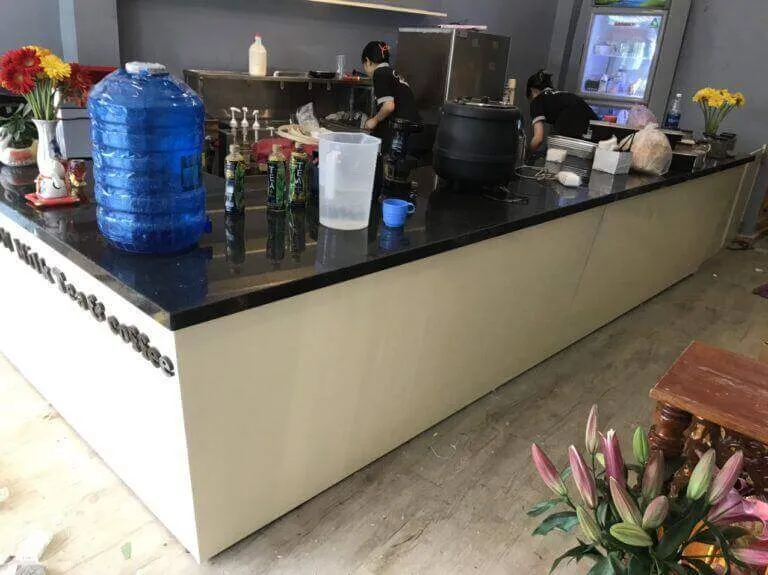 Thiết kế thi công đóng quầy pha chế trà sữa đẹp