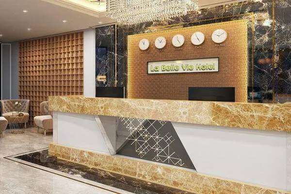 cách thiết kế quầy lễ tân