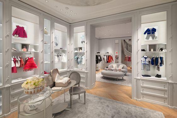 Thiết kế nội thất cho shop quần áo trẻ em đẹp, sang trọng và cao cấp