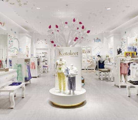 Mẫu thiết kế nội thất, ánh sáng đẹp của shop thời trang dành cho bé