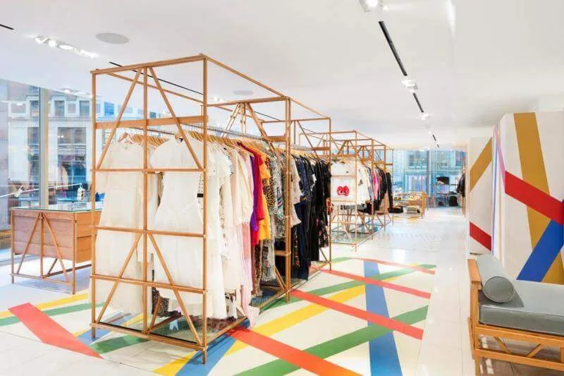 thiết kế shop quần áo nữ đẹp 11