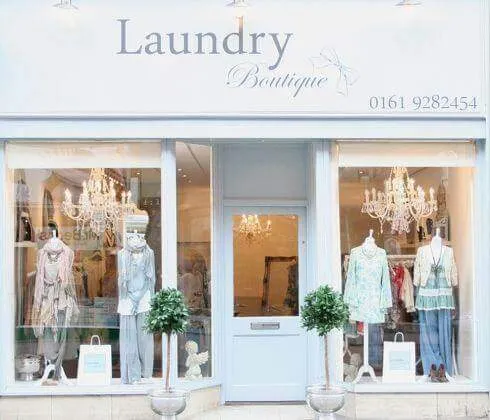 thiết kế shop quần áo nữ đẹp 07