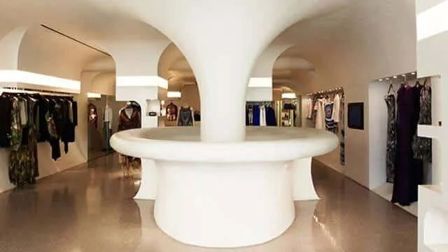 thiết kế shop quần áo nữ đẹp 09