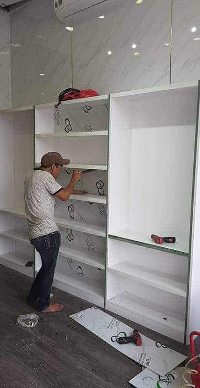 Thiết kế cửa hàng shop thời trang, thi công shop chuyên nghiệp Bluecons