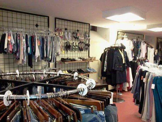 thiết kế shop thời trang nam nữ 04