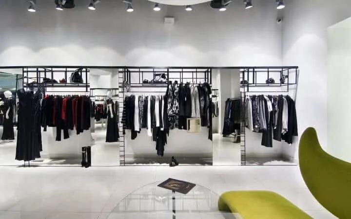 thiết kế shop thời trang đơn giản 08