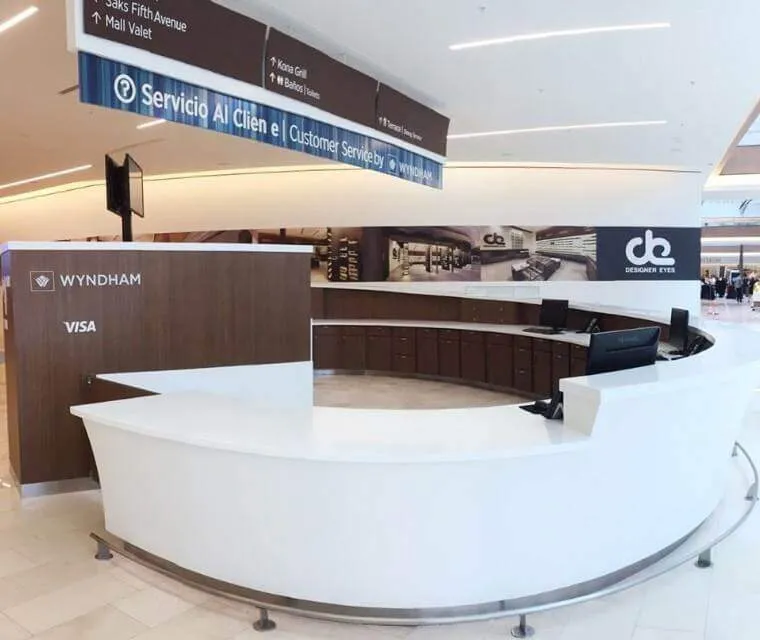 Mẫu quầy lễ tân nhà nghỉ hình vòng cung