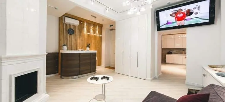 không gian bày trí quầy lễ tân khách sạn mini