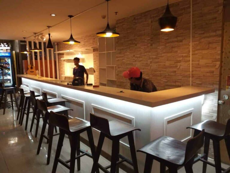 Thiết kế quầy bar rượu