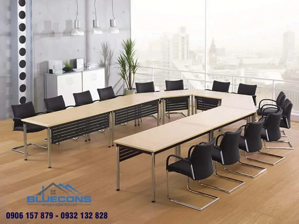Bàn chữ U 1m8 chân sắt bàn họp được nhiều công ty yêu thích
