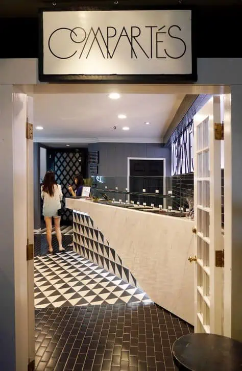 Quầy thu ngân-pha chế thiết kế đa dạng từ gỗ công nghiệp
