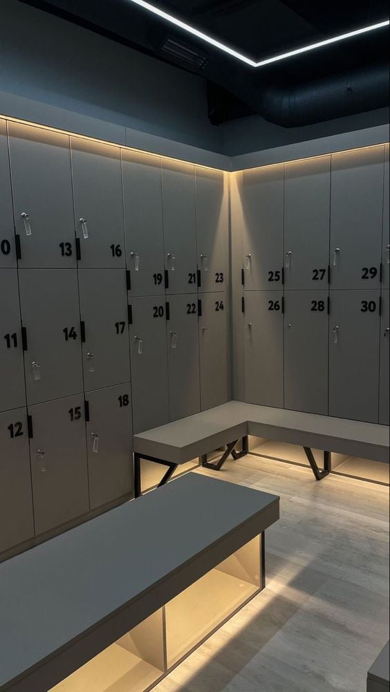 Thi Công Lắp Đặt Tủ Locker Phòng Gym 2024 7 Tủ locker tối giản giúp không gian gọn gắng hơn