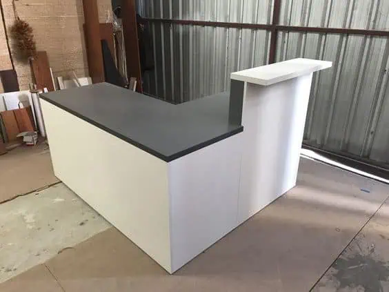 Quầy thu ngân chữu L