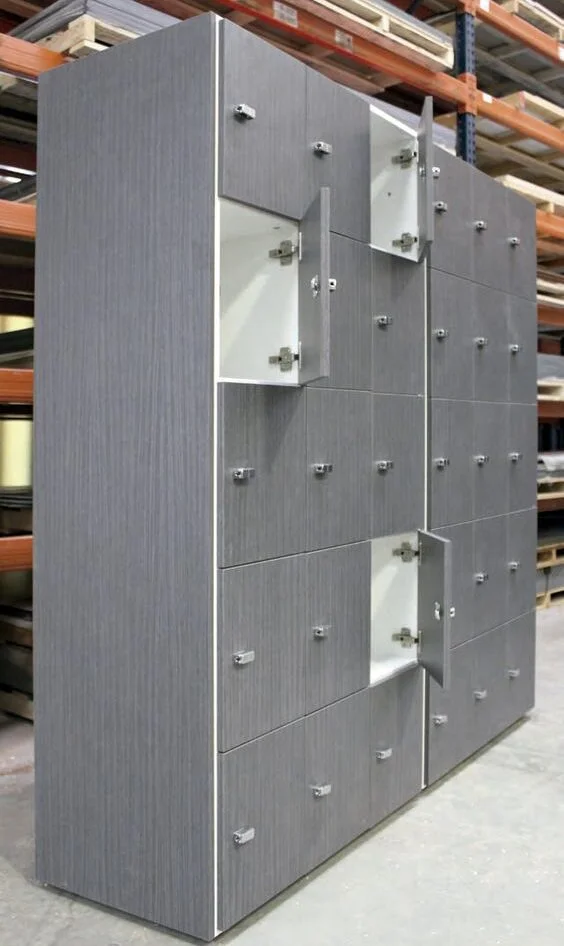 Tủ locker nhiều ngăn 