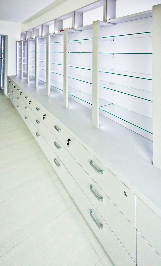 Tủ Trưng Bày Âm Tường Giải Pháp Cho Cửa Hàng Nhỏ 13 Tủ trưng bày âm tường