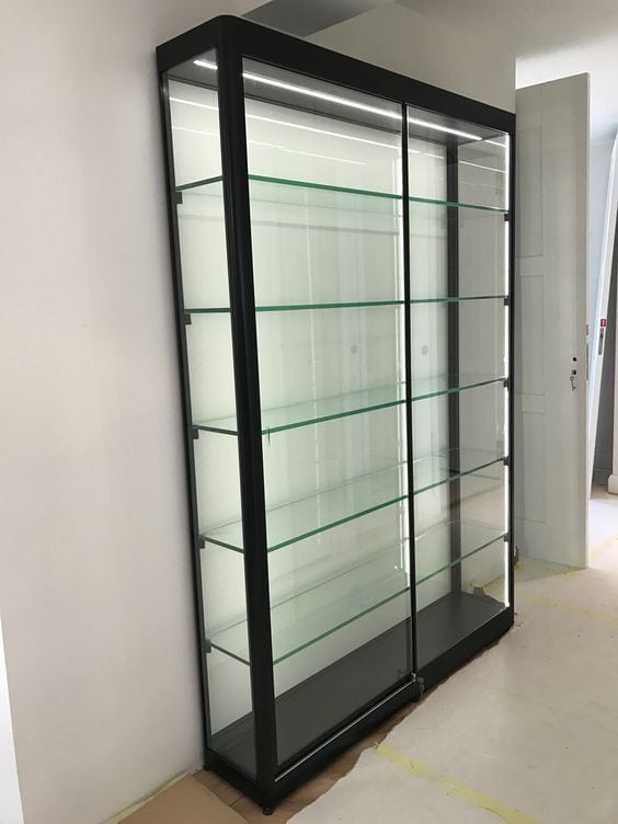 Tủ Trưng Bày Âm Tường Giải Pháp Cho Cửa Hàng Nhỏ 16 Tủ trưng bày âm tường