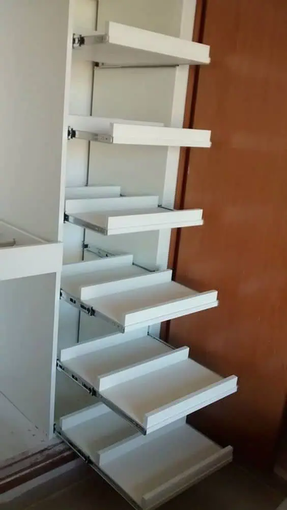 Tủ trưng bày mỹ phẩm 