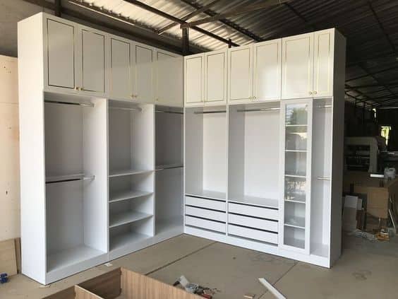 Tủ trưng bày mỹ phẩm 