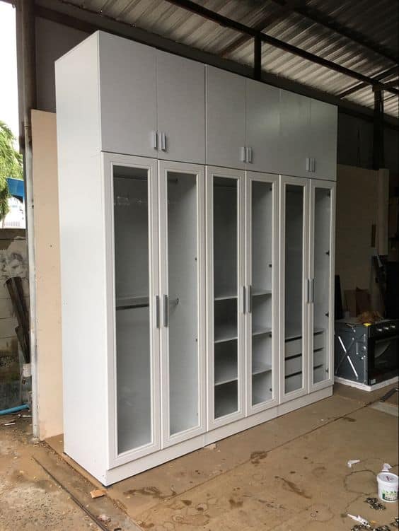 Tủ trưng bày mỹ phẩm 