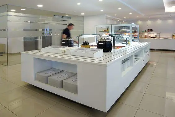  Quầy line buffet 