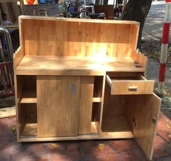 quầy lễ tân hình chữ L