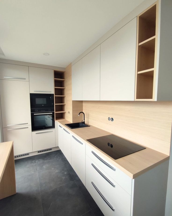 Đóng tủ bếp theo yêu cầu (5)