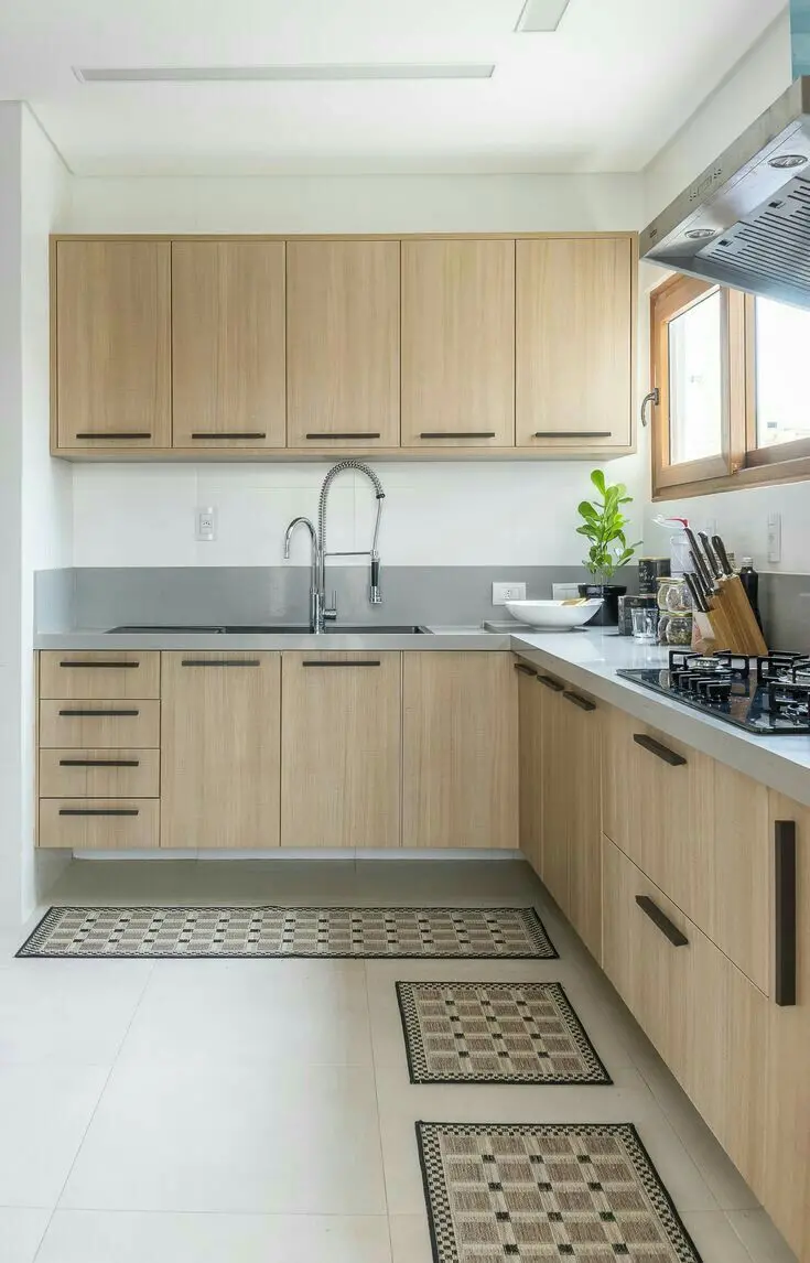 Giá tủ bếp plywood (1)