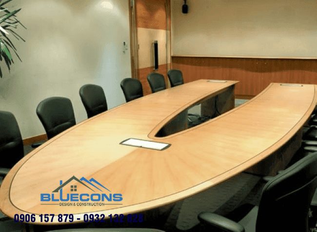 20+ mẫu bàn họp 20 người cho hội trường lớn đẹp đẳng cấp 7 Bàn họp 20 người kết cấu mở thân thiện với không gian nội thất