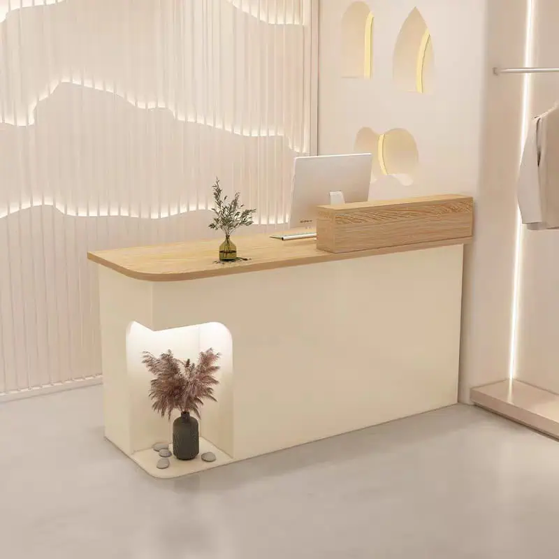 Mẫu Bàn Thu Ngân Cao Cấp