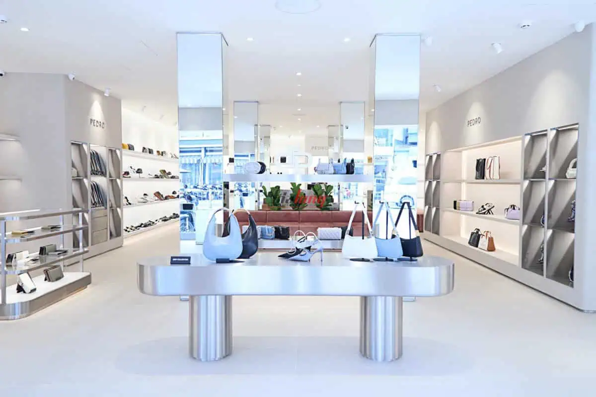Thiết kế shop thời trang