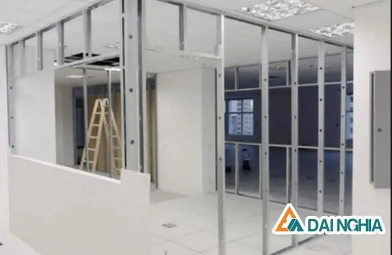 Lắp ghép các vách tấm thạch cao lên khung