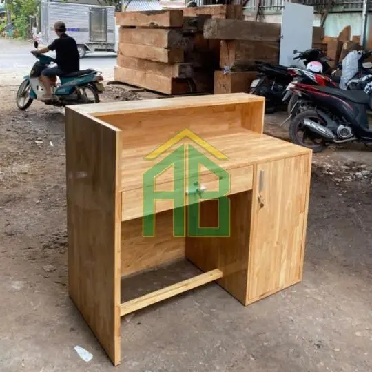 Quầy lễ tân
