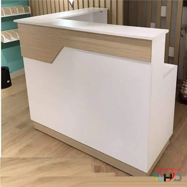Quầy lễ tân giá rẻ