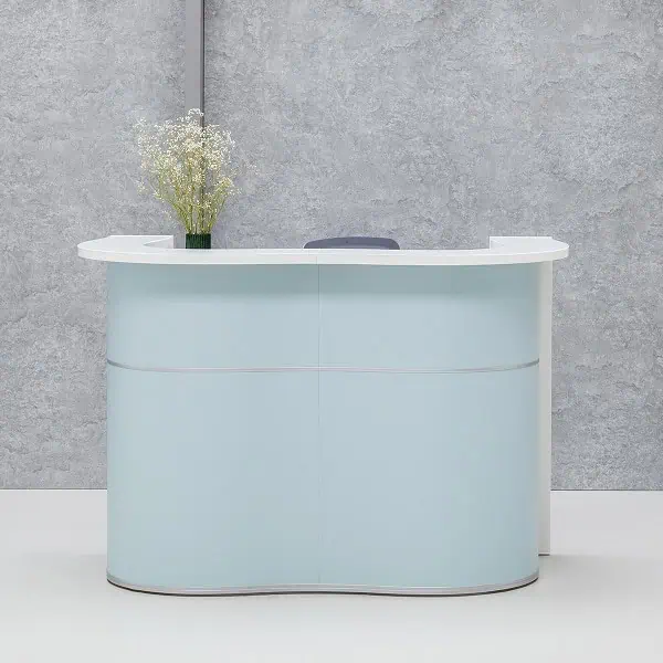 Quầy lễ tân chữ U bo cong