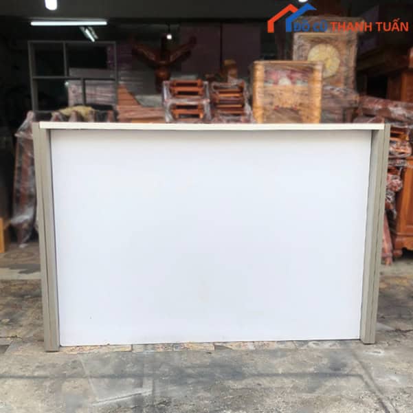 Quầy lễ tân cũ giá rẻ