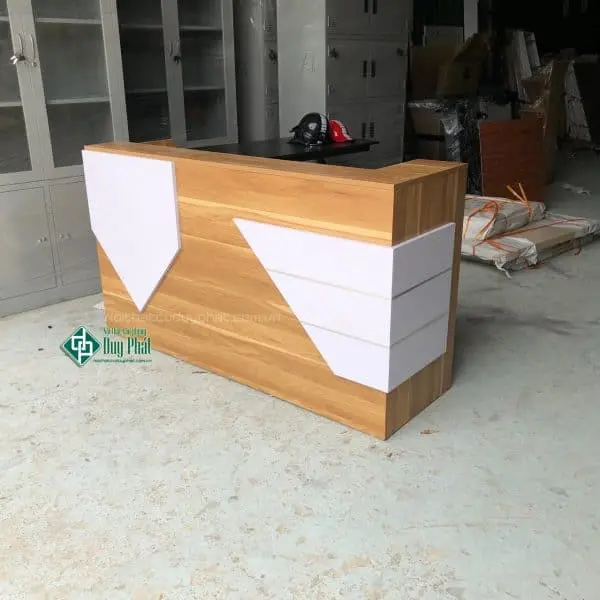 Quầy lễ tân hình chữ L