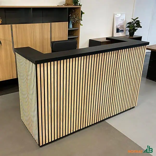 Quầy lễ tân chữ U
