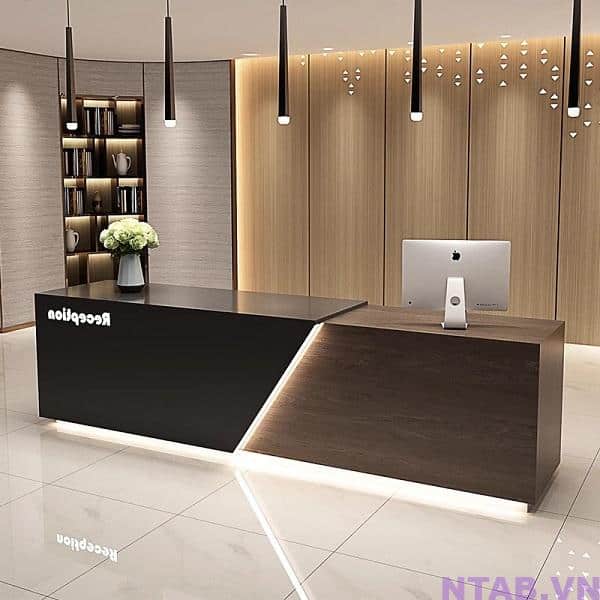 Quầy lễ tân hiện đại