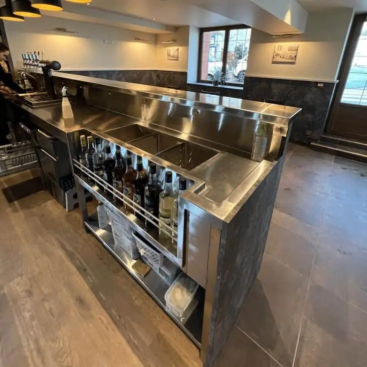 Thi công quầy pha chế inox cho quán bar giá rẻ đẹp hiện nay