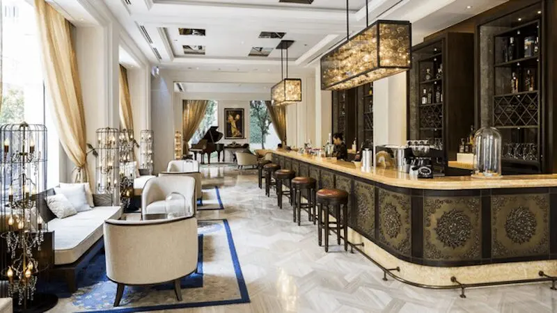 Không gian ngoài trời sang trọng dành cho khách VIP